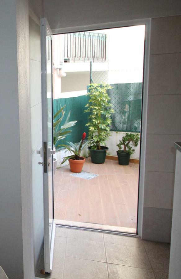 Apartment Com Patio *